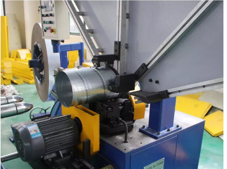 Use of Spiral Duct Machine